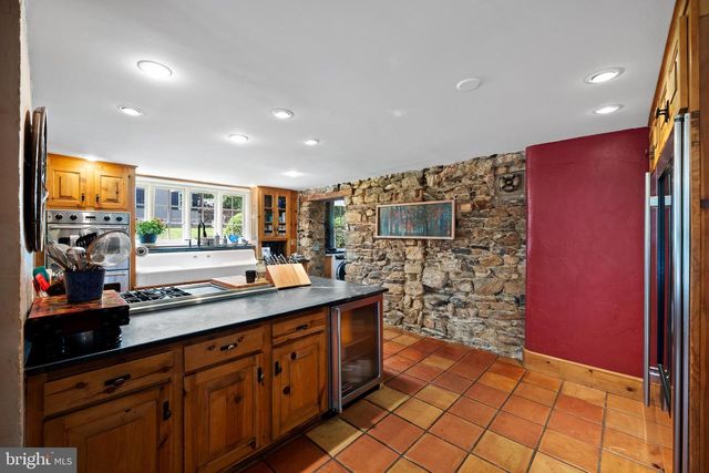 1740 LENAPE RD, West Chester, PA 19382