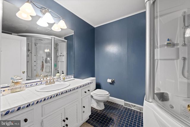 1740 LENAPE RD, West Chester, PA 19382