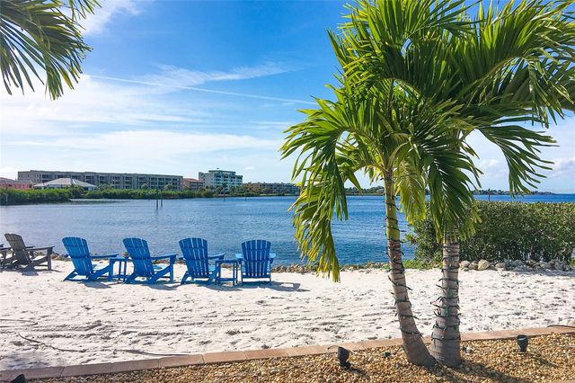 471 CAPRI ISLES COURT, Punta Gorda, FL 33950