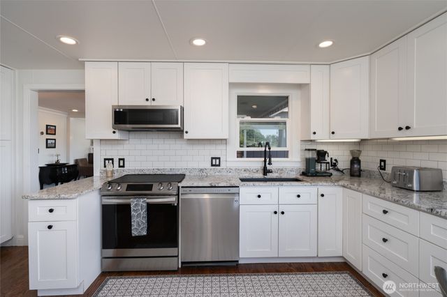 701 37th Street, Anacortes, WA 98221