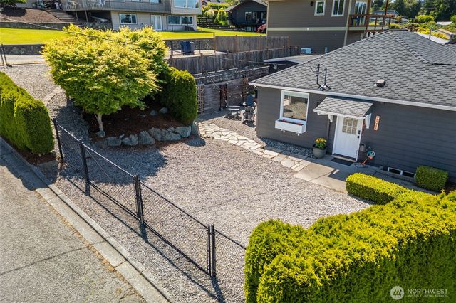 701 37th Street, Anacortes, WA 98221