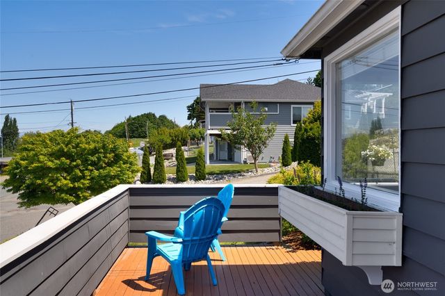 701 37th Street, Anacortes, WA 98221