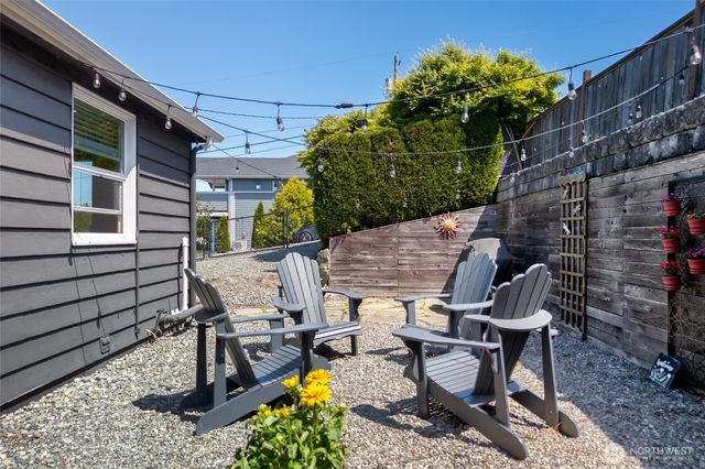 701 37th Street, Anacortes, WA 98221