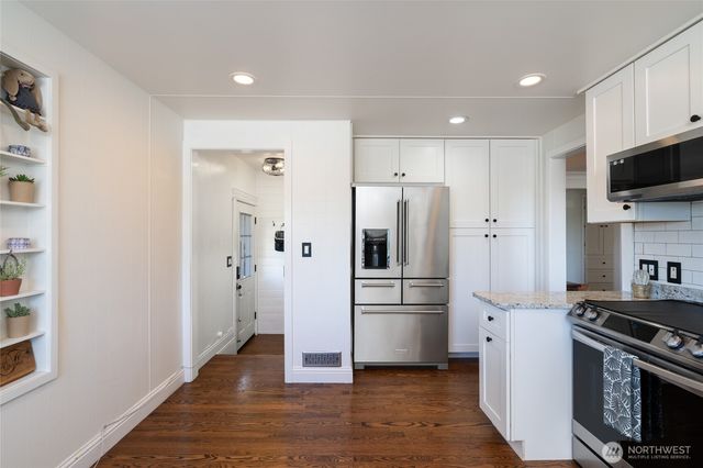 701 37th Street, Anacortes, WA 98221