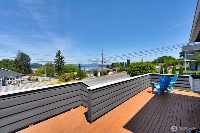 701 37th Street, Anacortes, WA 98221