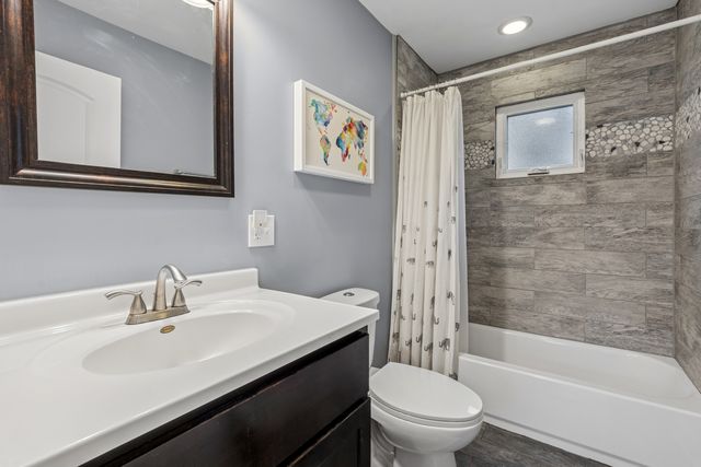 6251 W Patterson Avenue, Chicago, IL 60634