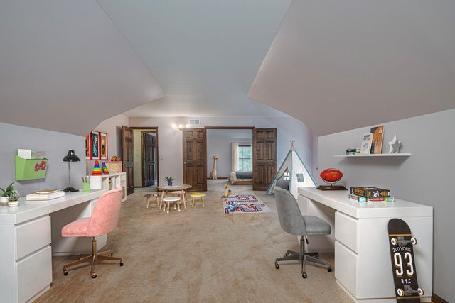 5N662 Forest Glen Lane, St. Charles, IL 60175