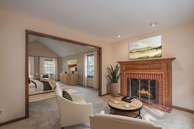 5N662 Forest Glen Lane, St. Charles, IL 60175