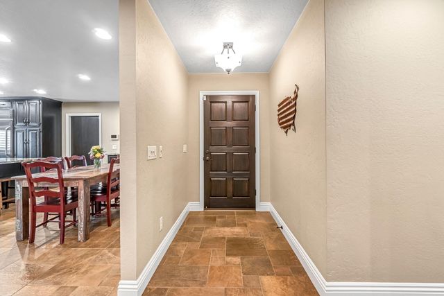 505 Ash Street, Lemoore, CA 93245