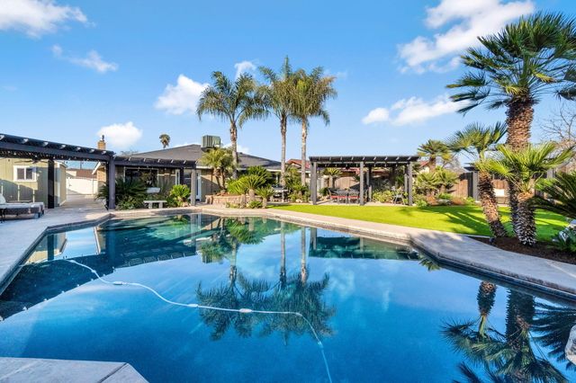 505 Ash Street, Lemoore, CA 93245