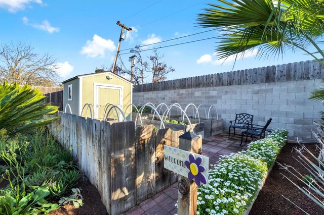 505 Ash Street, Lemoore, CA 93245