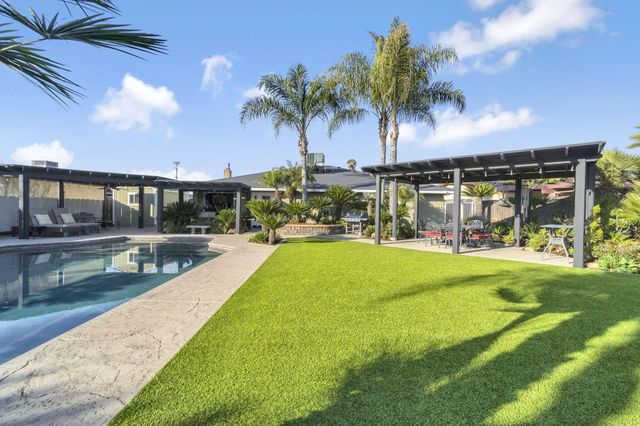 505 Ash Street, Lemoore, CA 93245