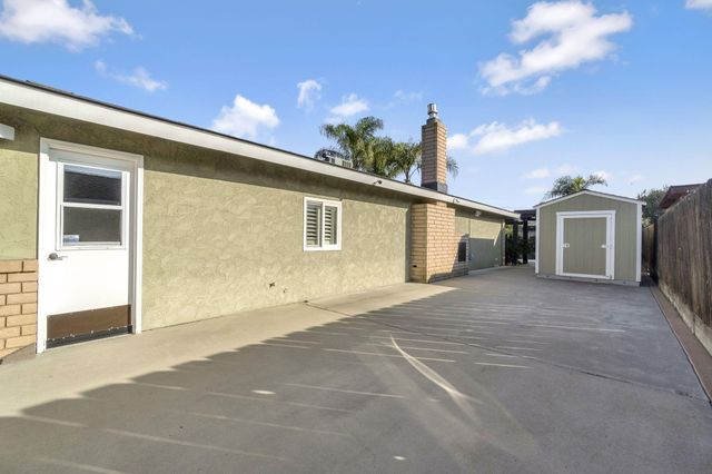 505 Ash Street, Lemoore, CA 93245