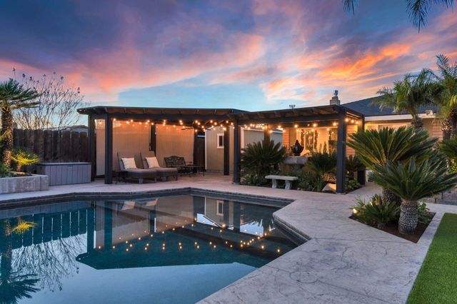 505 Ash Street, Lemoore, CA 93245