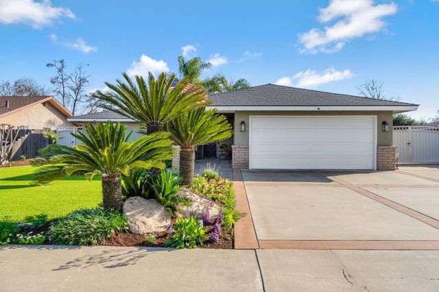 505 Ash Street, Lemoore, CA 93245