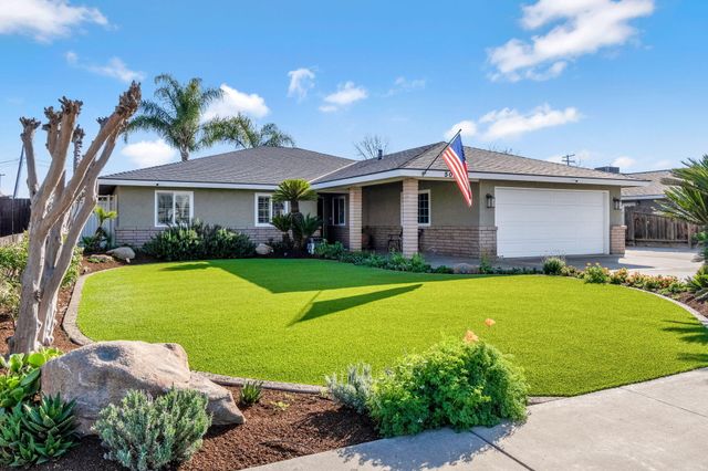 505 Ash Street, Lemoore, CA 93245