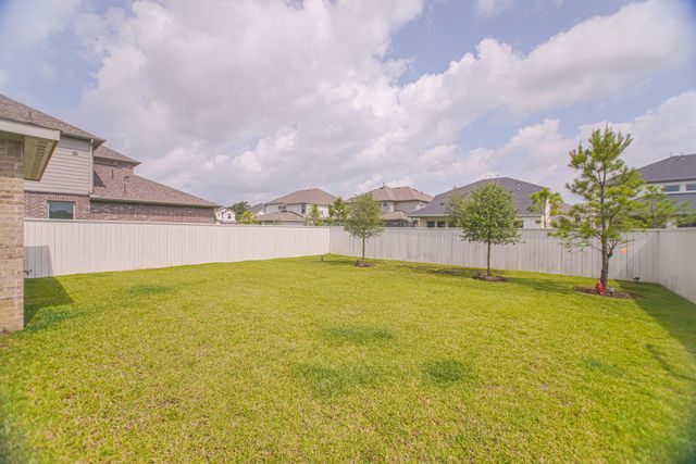 106 Cedar Hammock Trail, Tomball, TX 77375