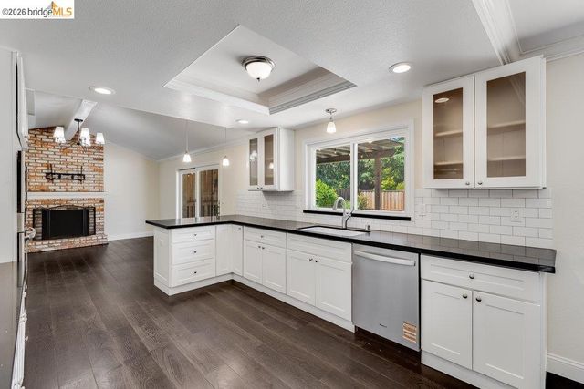 608 W Myrick Ct, Clayton, CA 94517