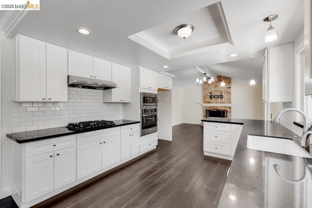 608 W Myrick Ct, Clayton, CA 94517