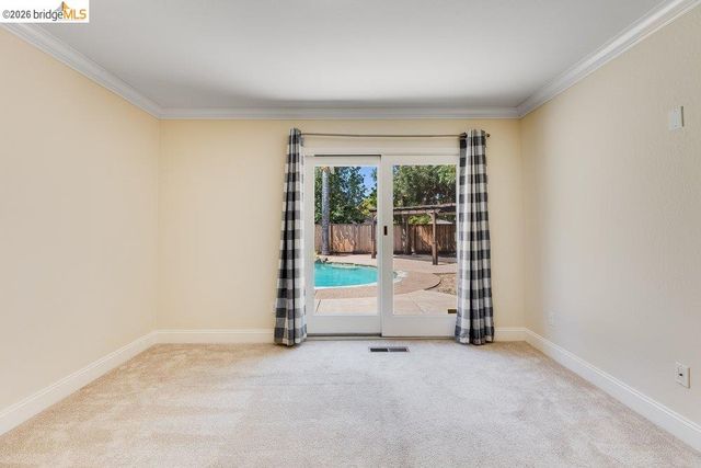 608 W Myrick Ct, Clayton, CA 94517
