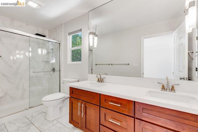 608 W Myrick Ct, Clayton, CA 94517