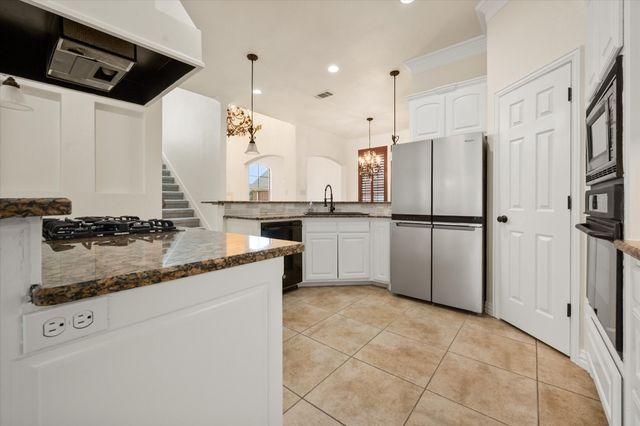 9029 Reata West Drive, Benbrook, TX 76126