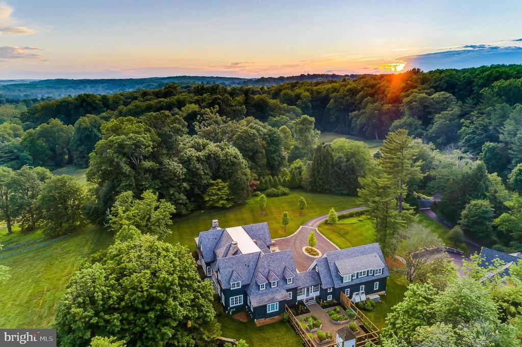 11042 GREENSPRING AVE, Lutherville Timonium, MD 21093