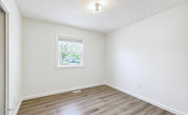 728 South Lynn Avenue, Elizabethton, TN 37643