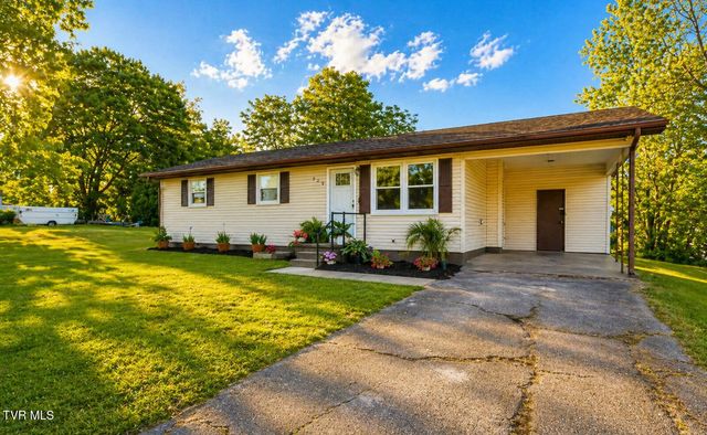 728 South Lynn Avenue, Elizabethton, TN 37643