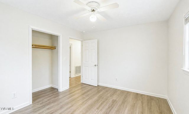 728 South Lynn Avenue, Elizabethton, TN 37643