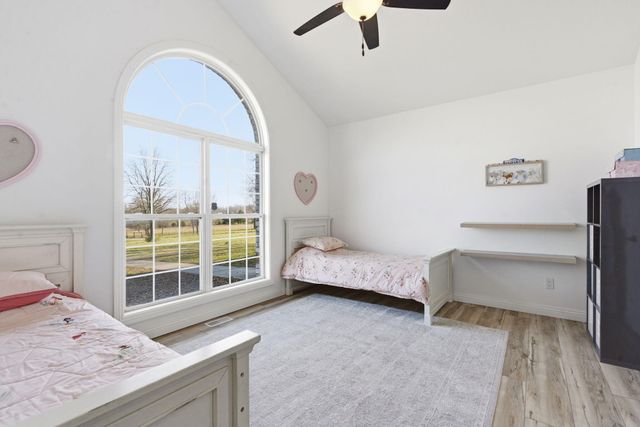 5267 W Nokes Lane, Brookline, MO 65619