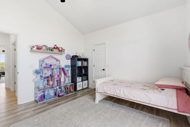 5267 W Nokes Lane, Brookline, MO 65619