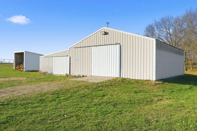 5267 W Nokes Lane, Brookline, MO 65619