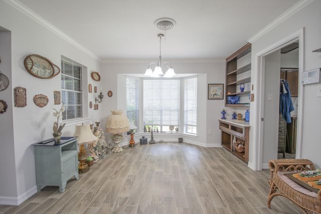 1655 E South Street, Alvin, TX 77511