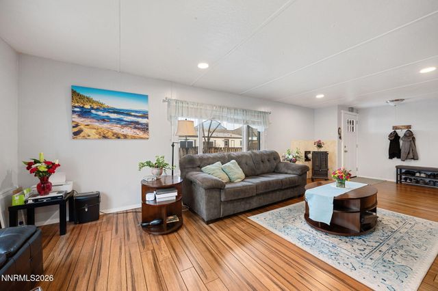 220 Aristocrat Way, Reno, NV 89506