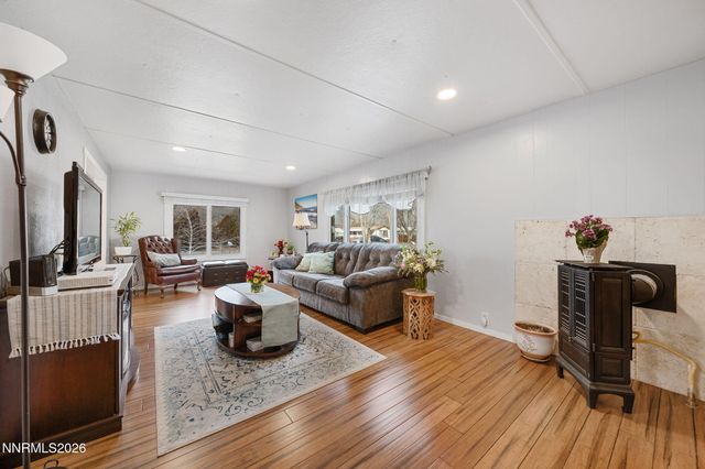 220 Aristocrat Way, Reno, NV 89506