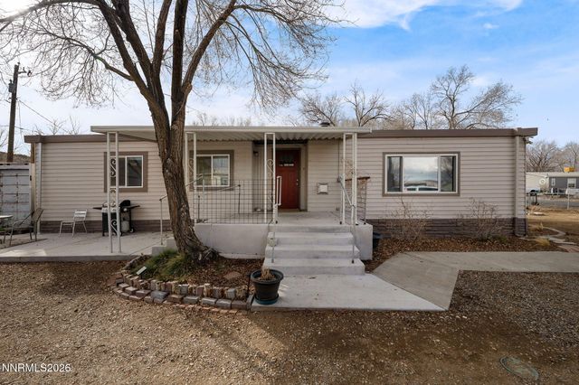 220 Aristocrat Way, Reno, NV 89506