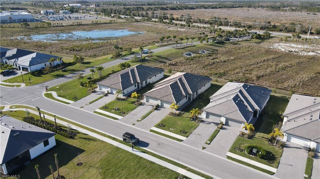 19488 Hinkley DR, Estero, FL 33928