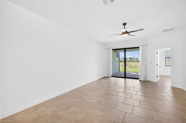19488 Hinkley DR, Estero, FL 33928
