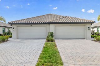 19488 Hinkley DR, Estero, FL 33928