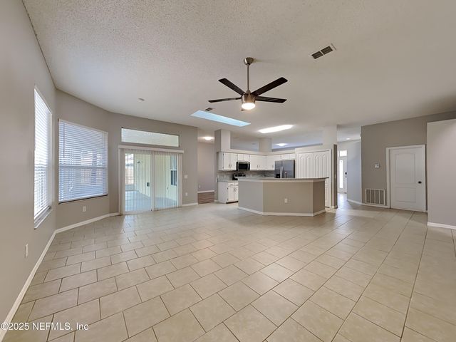 250 PARKVIEW Drive, Palm Coast, FL 32164