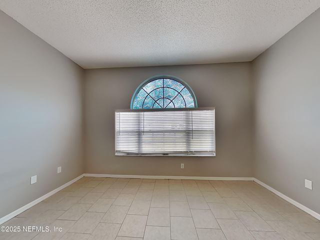 250 PARKVIEW Drive, Palm Coast, FL 32164