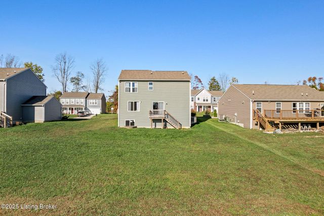 426 Birchwood Dr, Shepherdsville, KY 40165