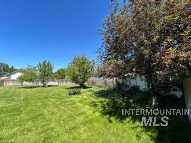 914 S Chestnut, Nampa, ID 83686