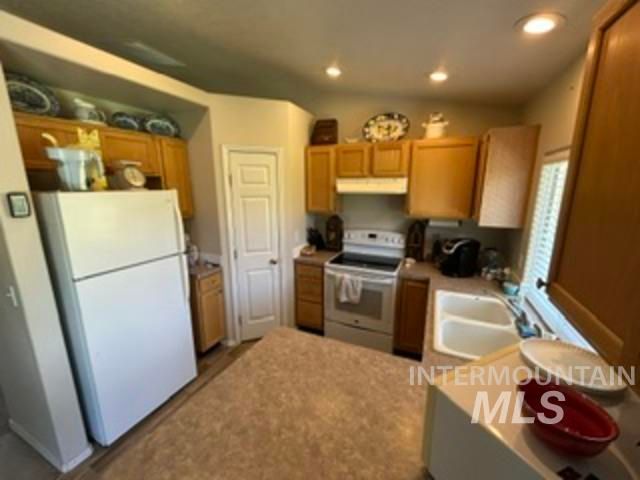 914 S Chestnut, Nampa, ID 83686