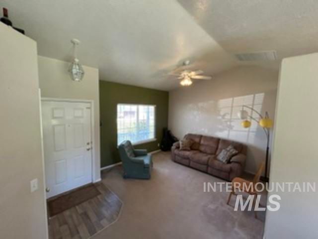914 S Chestnut, Nampa, ID 83686