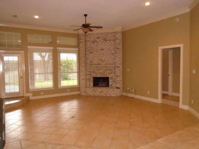 6905 Vista Ridge Court, Fort Worth, TX 76132