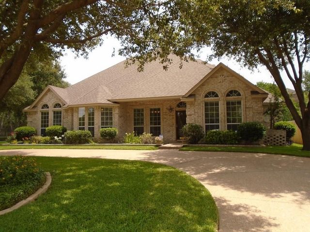6905 Vista Ridge Court, Fort Worth, TX 76132