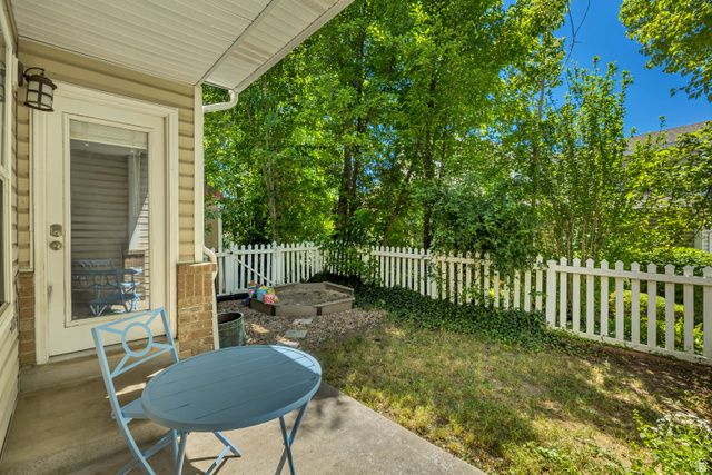 185 N 50 W, Centerville, UT 84014