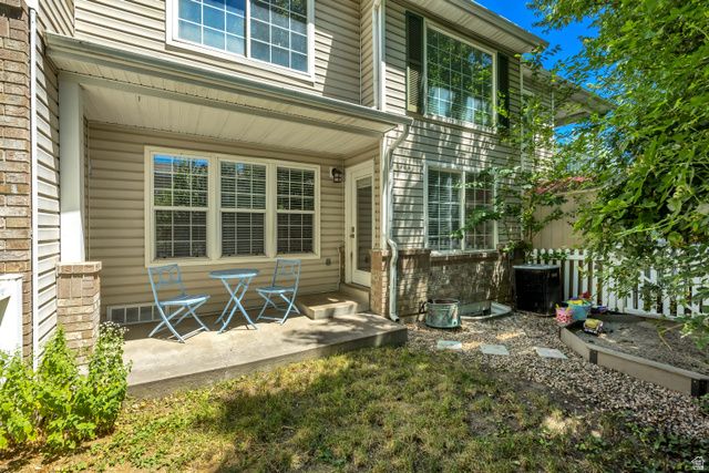 185 N 50 W, Centerville, UT 84014